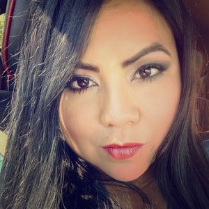 Meet your Posher, Norma